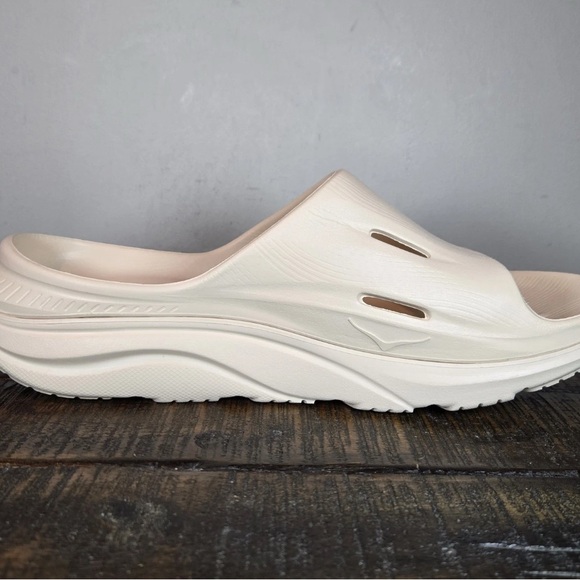 Hoka Slides - Picture 5 of 6